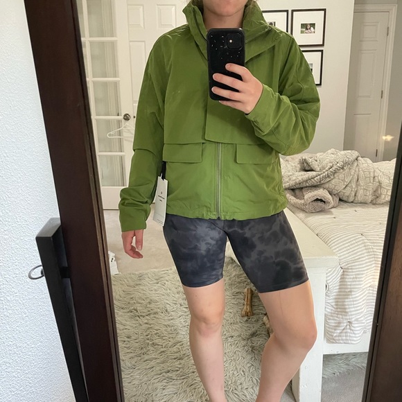NWT ✨ Lululemon Always Effortless Jacket 💚 Size 6 - Picture 6 of 8
